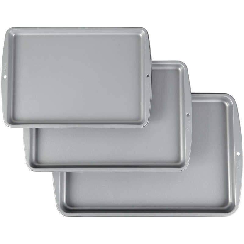 Recipe Right Non-Stick Cookie Sheet Set Includes One 13.2 in x 9.25in, One 15.2in  x 10.2in And One 17.2in  x 11.5in  3/ct